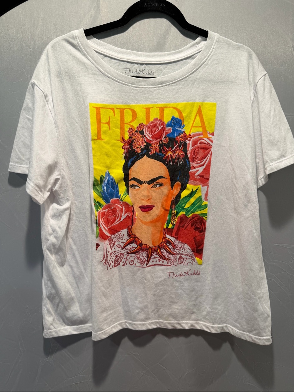 Frida Kahlo Boxy Crop Graphic Tee White Floral Portrait Top XXL
